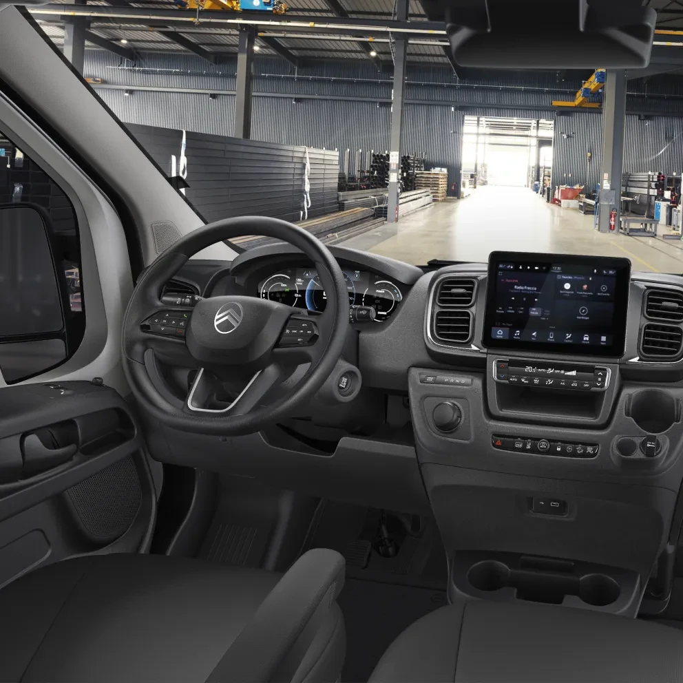 Nieuwe Citroën Jumper 2023 interieur