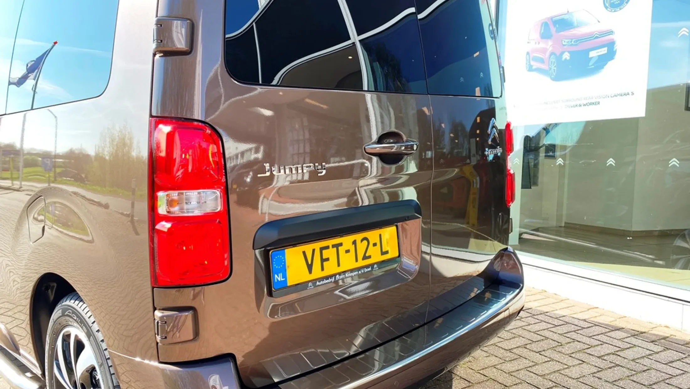 Jumpy E. Jansen Vloeren